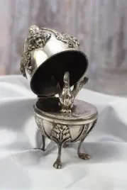 srebrne-jajo-carska-rosja-secesja-jajko-rosja-pr-84-labedz-232g