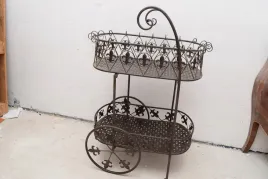 kwietnik-stolik-stol-na-kwiaty-na-kolach-ogrodowy