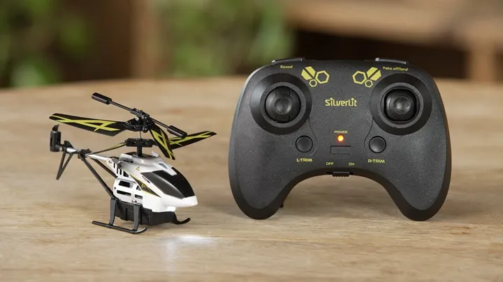 silverlit-silverlit-sky-bombus-bohater-brak