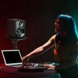 statywy-pod-monitory-studyjne-2szt-sms30-vonyx