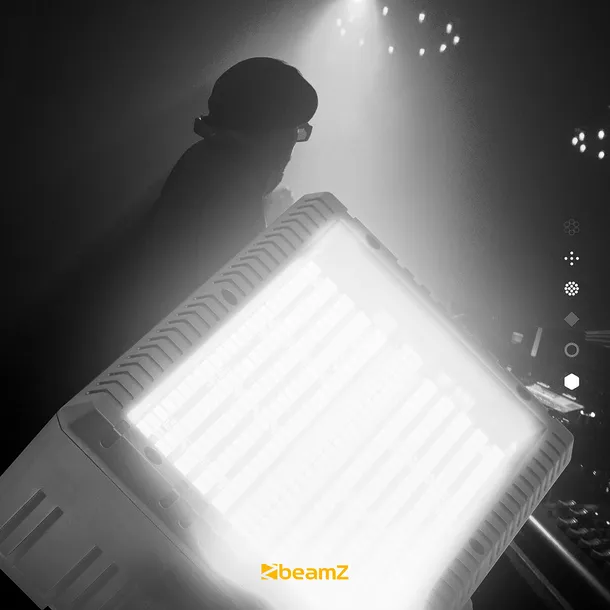 stroboskop-led-rgb-w-combi-beamz