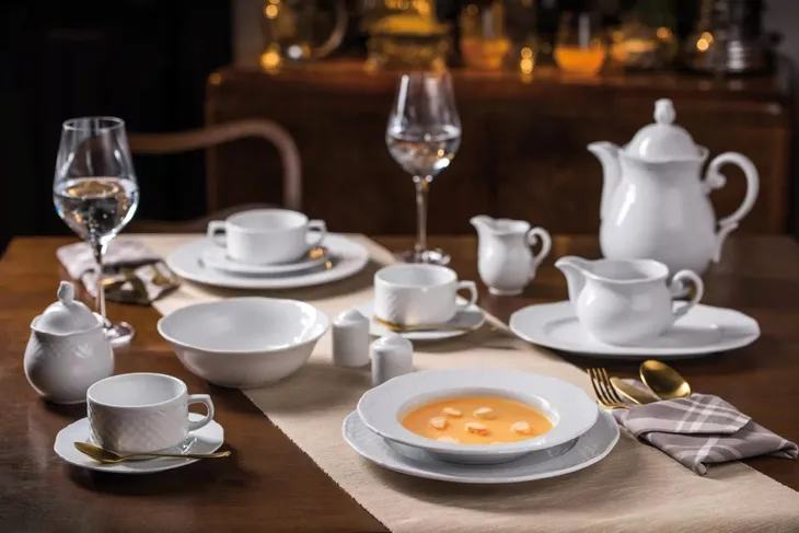 filizanka-190-ml-afrodyta-material-wykonania-porcelana