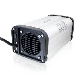 przenosna-spawarka-inwertorowa-poreczna-spawarka-mig-mag-10-220a