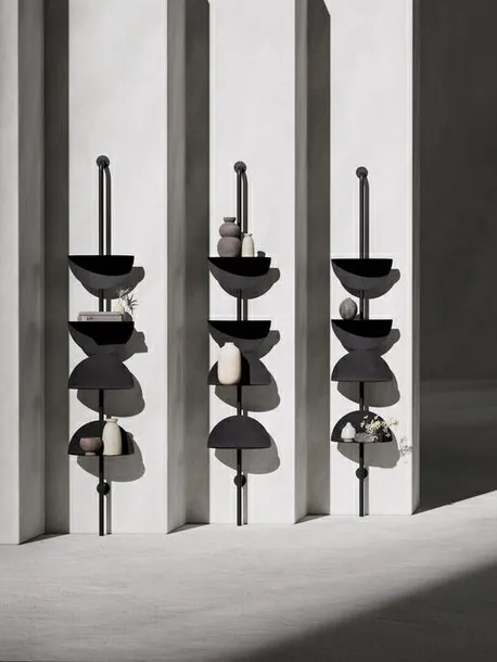 umbra-regulowane-polki-scienne-solis-czarne-grubosc-polki-1-mm