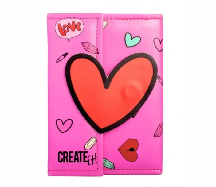 zestaw-do-makijazu-z-sercem-create-it-material-tkanina