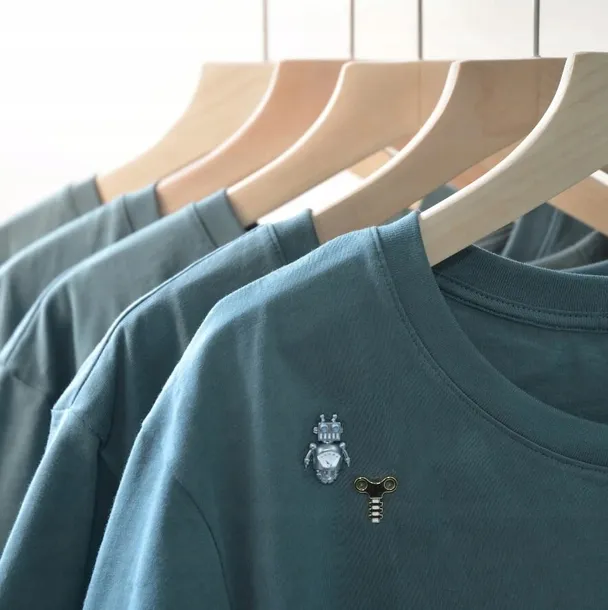 przypinki-robot-i-klucz-plec-produkt-uniseks