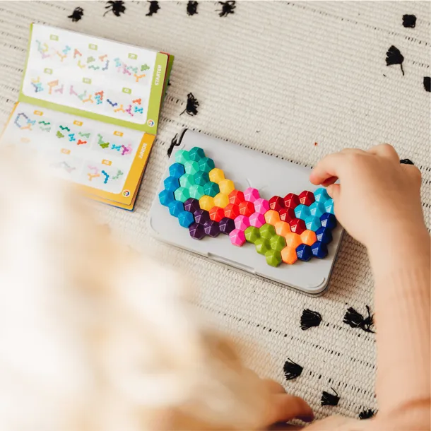 gra-iq-six-pro-smart-games-8-material-papier