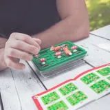 gra-hop-do-norki-smart-games-7-material-papier