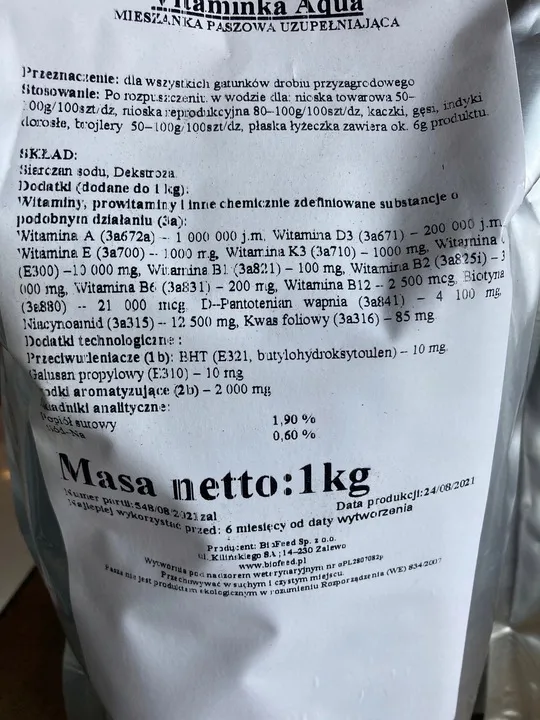 witaminy-do-wody-dla-kur-1kg-vitaminkaaquabiofeed