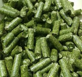 lucerna-granulowana-granulat-z-lucerny-100percent-karma-pasza-pellet-8mm-20kg