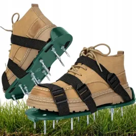 aerator-wertykulator-do-napowietrzania-trawnikow-na-buty