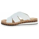 v798980-marka-rieker