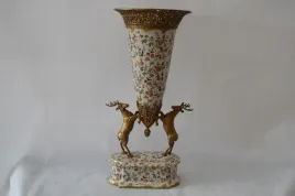 patera-wazon-mysliwski-jelenie-porcelana-braz