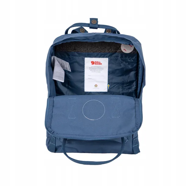 fjallraven-kanken-navy-material-dominujacy-syntetyk