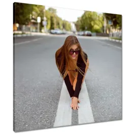 obrazy-60x60-juz-sie-zblizam-laska