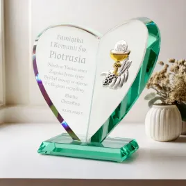 statuetka-serce-z-kielichem-i-grawerem-na-komunie