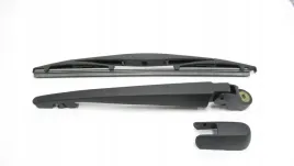 mitsubishi-pajero-ramie-tyl-pioro-wycieraczki