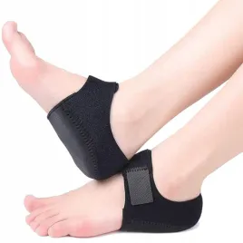 podpietki-zelowe-wkladki-na-ostrogi-pietowe-amortyzujace-bolace-piety-2-szt