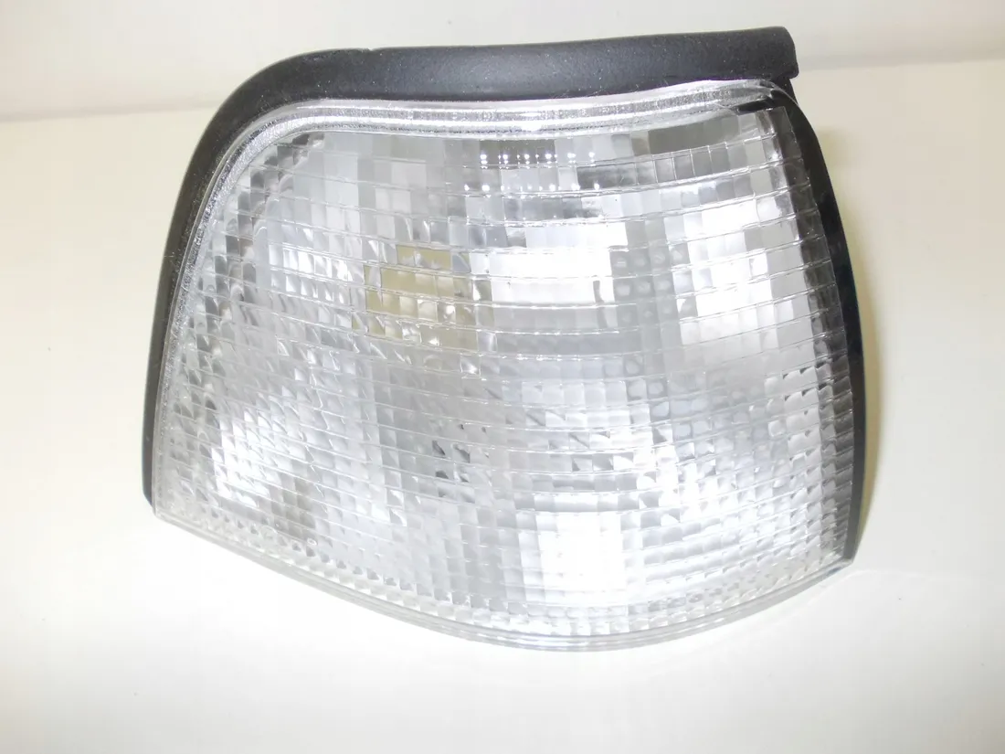 kierunkowskaz-migacz-bmw-3-e-36-stan-nowy
