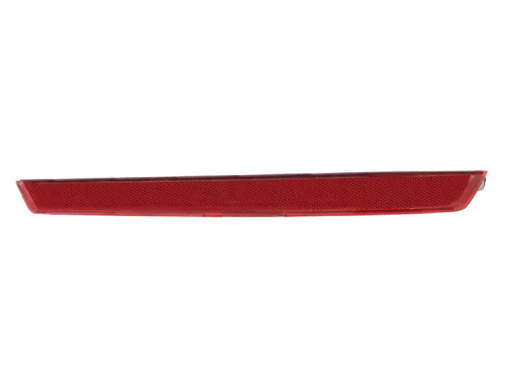 odblask-tylny-jakosc-czesci-zgodnie-z-gvo-q-oryginal-z-logo-producenta-czesci-oem-oes