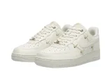nike-air-force-1-07-lx-cn-45-stan-nowy