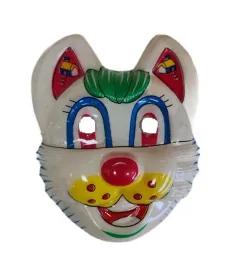 maska-kotek-bialy-pvc-cm021