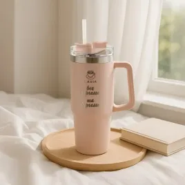 kubek-termiczny-ze-slomka-i-grawerem-dla-niej