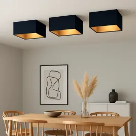 geometryczna-lampa-sufitowa-do-salonu-z-kwadratowym-abazurem-ze-zlotym-wnet