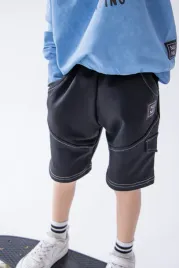 szorty-spodenki-dla-chlopca-dresowe-czarne-z-przeszyciami-nunu-r-116-122