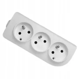 elgotech-gniazdko-rozgaleznik-potrojny-przenosny-kolor-bialy-370-gn-30