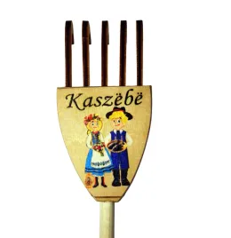 drapaczka-drewniana-z-para-kaszubska