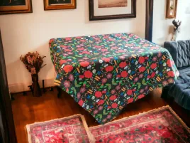 bieznik-prostokatny-kociewie-na-czarnym-tle-180x140cm