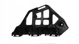 auris-e18-01-13-08-15-mocowanie-zderzaka-le