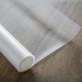 antyposlizgowa-mata-ochronna-do-szafek-i-szuflad-przezroczysta