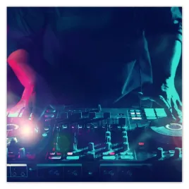 fototapety-312x312-dj-z-edm-dance-mikser