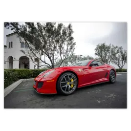 fototapety-312x219-czerwony-samochod-ferrari