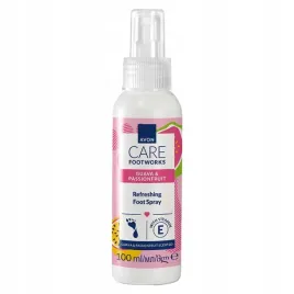 avon-odswiezajacy-spray-do-stop-guawa-i-marakuja-footworks-100ml