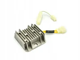 regulator-napiecia-agregat-diesel-yanmar-186f
