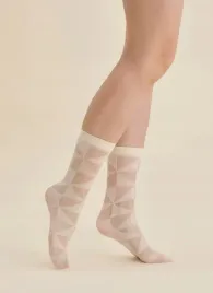 gabriella-skarpetki-damskie-rajstopowe-syla-w-trojkaty-ecri