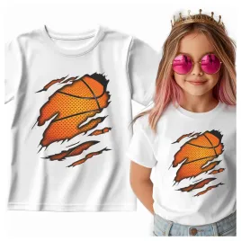 tshirt-pilka-koszykowka-zrywa-tlo-dynamiczna