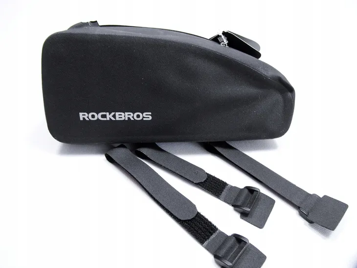rockbros-sakwa-na-rame-large-16l-cechy-dodatkowe-elementy-odblaskowe-wodoszczelnosc-wzmocnione-szwy