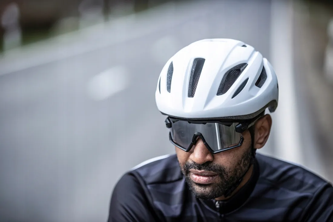rogelli-cuora-kask-rowerowy-bialy-stan-nowy