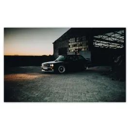 fototapety-520x318-obnizane-bmw-m3-rekin