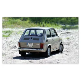 fototapety-520x318-maluch-fiat-126p-maluszek