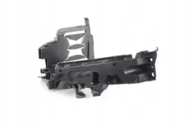 mocowanie-reflektora-audi-q5-8r