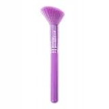 killys-pedzel-wow-makeup-do-rozu-i-bronzera