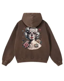 bluza-oversize-z-kapturem-efekt-sprania-kobieta-z-maska-brazowy-xxl