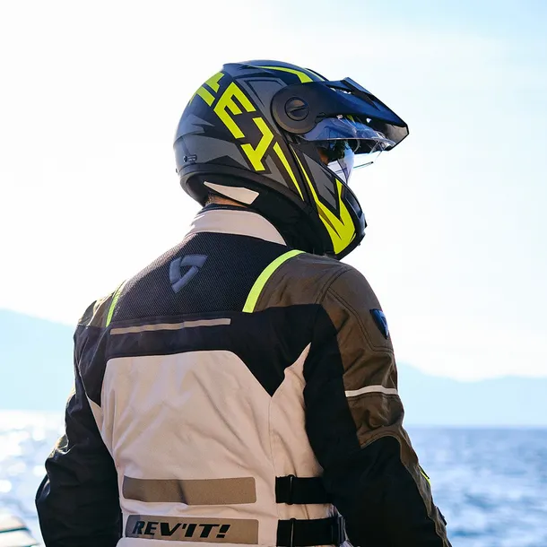 interkom-schuberth-sc10ua-sena-do-kasku-motocyklowego-e1-c3-pro-basic-numer-katalogowy-producenta-9049100329