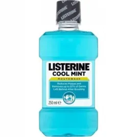 listerine-plyn-do-plukania-jamy-ustnej-250ml-cool-mint