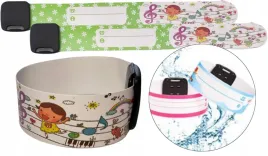 wodoodporna-opaska-identyfikacyjna-dla-dziecka-na-reke-numer-telefonu-basen